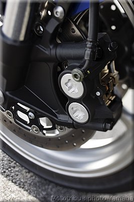 yamaha_r6_2008_027.jpg