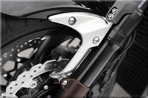 0046-yamaha-vmax2009-046.jpg