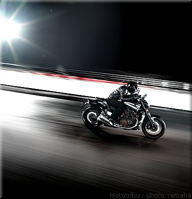 0052-yamaha-vmax2009-052.jpg