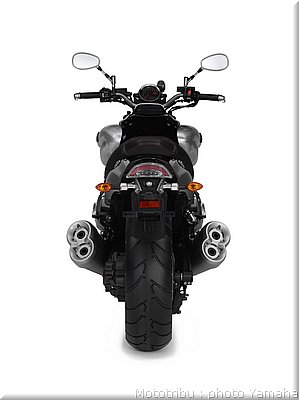 0054-yamaha-vmax2009-054.jpg