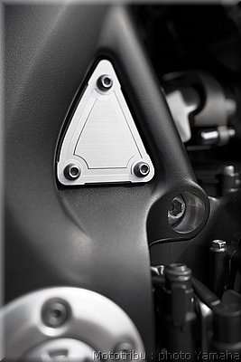 0059-yamaha-vmax2009-059.jpg