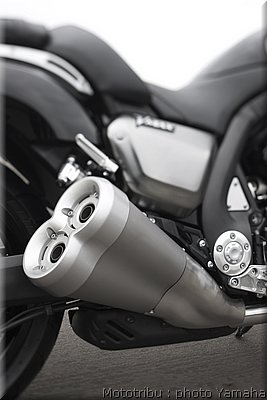 0062-yamaha-vmax2009-062.jpg