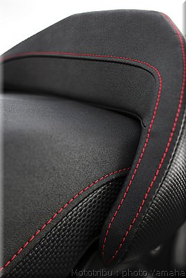 0065-yamaha-vmax2009-065.jpg
