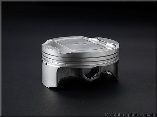 0085-yamaha-vmax2009-085.jpg