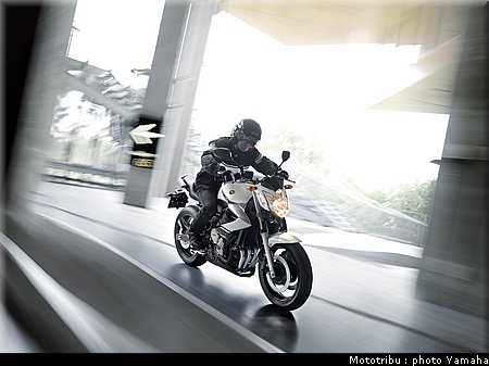 yamaha_xj600_002.jpg