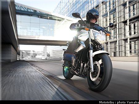 yamaha_xj600_006.jpg
