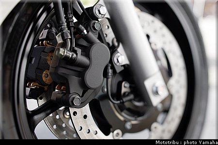 yamaha_xj600_018.jpg