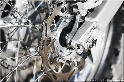 yamaha_yz450f_2009_047.jpg