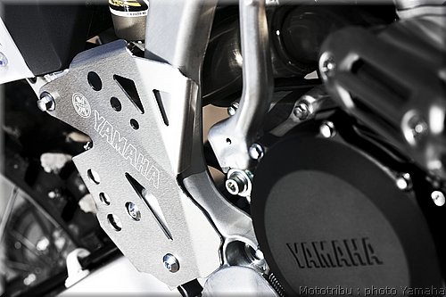 yamaha_yz450f_2009_048.jpg
