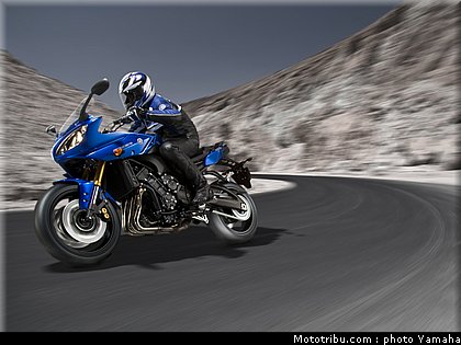 yamaha_fazer8_2010_003.jpg