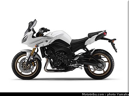 yamaha_fazer8_2010_018.jpg