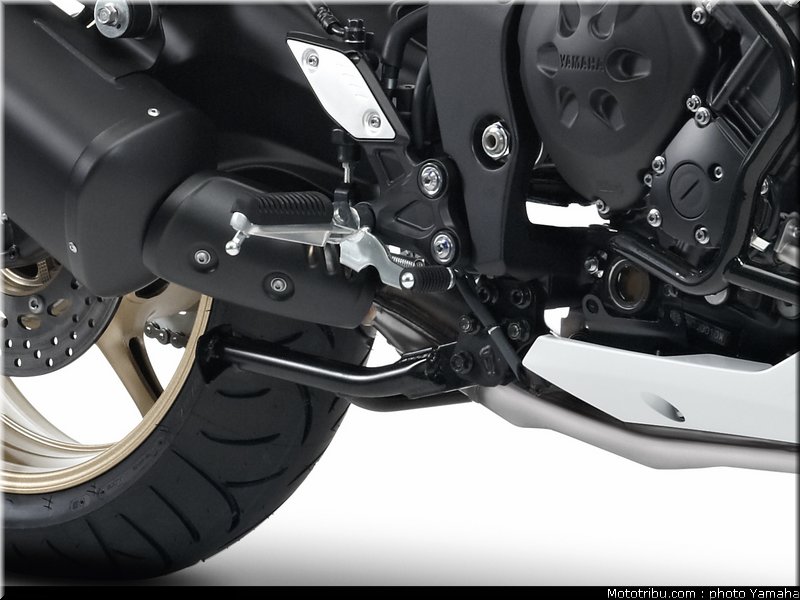 yamaha_fz8_2010_022