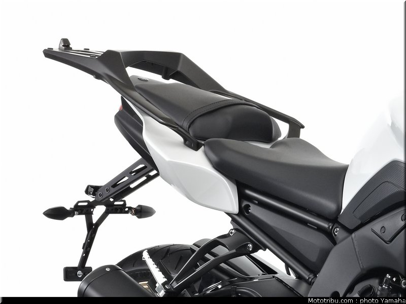yamaha_fz8_2010_024