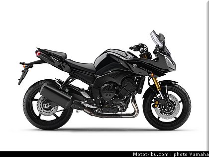 yamaha_fazer8_2011_010.jpg