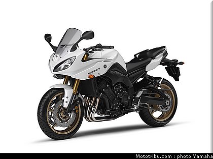 yamaha_fazer8_2011_019.jpg