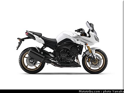yamaha_fazer8_2011_023.jpg