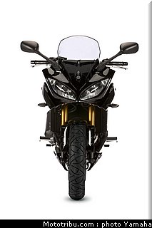 yamaha_fazer8_2011_037.jpg
