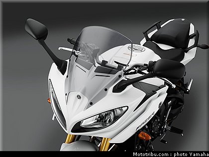 yamaha_fazer8_2011_044.jpg