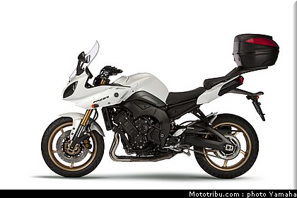 yamaha_fazer8_2011_048.jpg