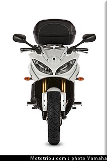 yamaha_fazer8_2011_051.jpg