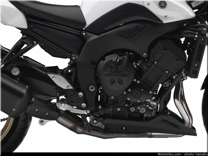 yamaha_fz8n_2011_044