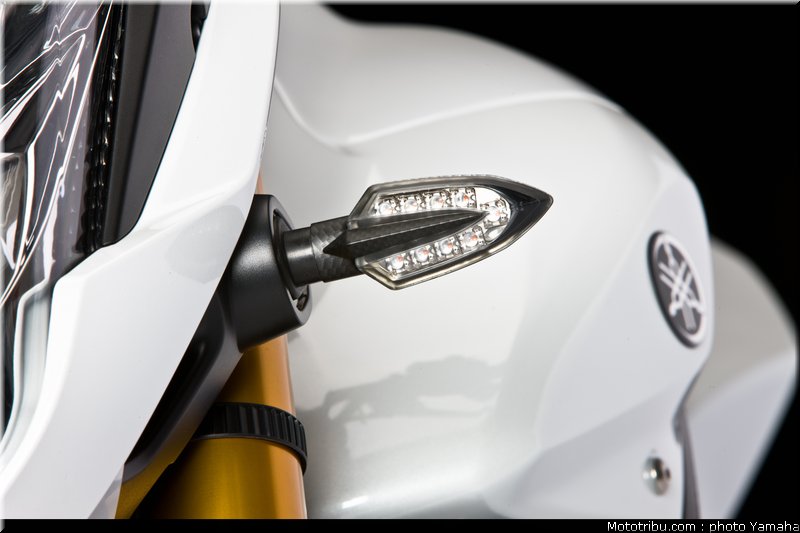 yamaha_fz8n_2011_054