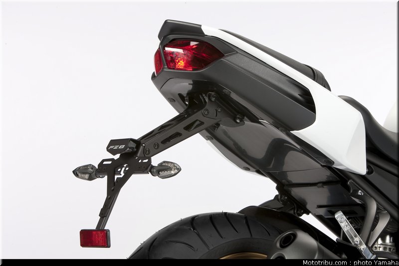 yamaha_fz8n_2011_055