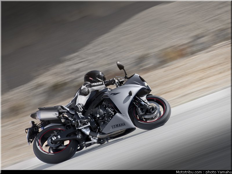 yamaha_r1_2012_005