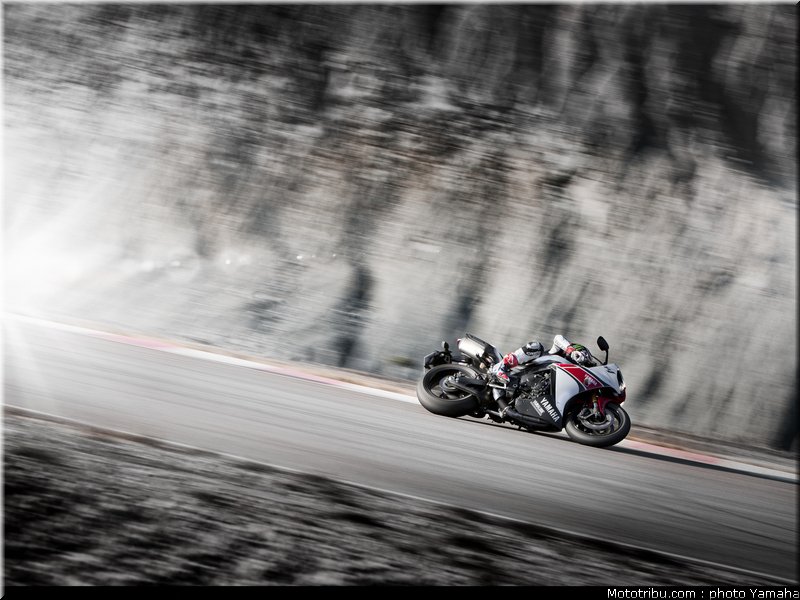 yamaha_r1_2012_011