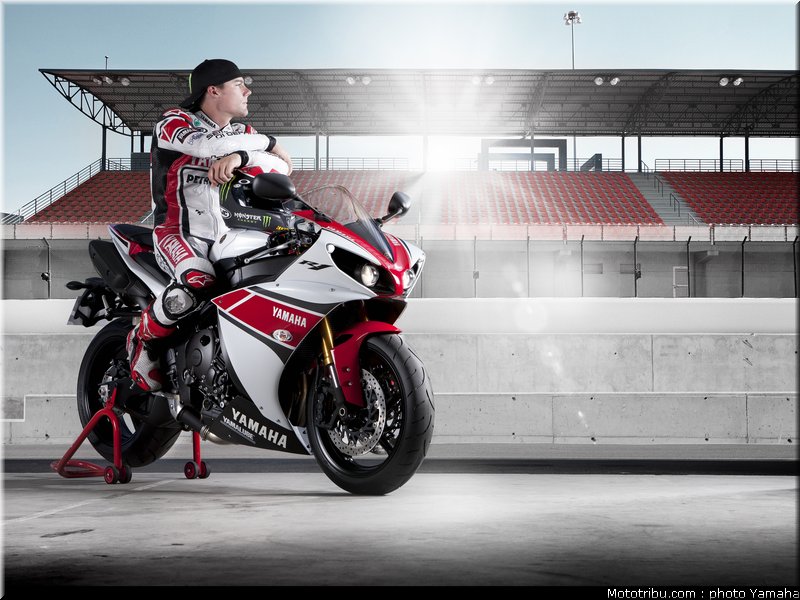 yamaha_r1_2012_019