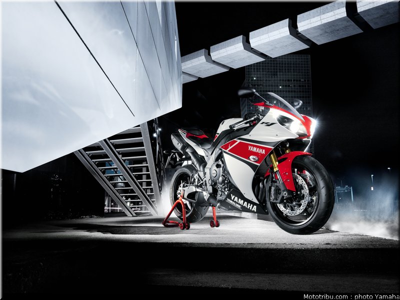 yamaha_r1_2012_022