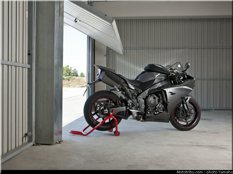 yamaha_r1_2012_026