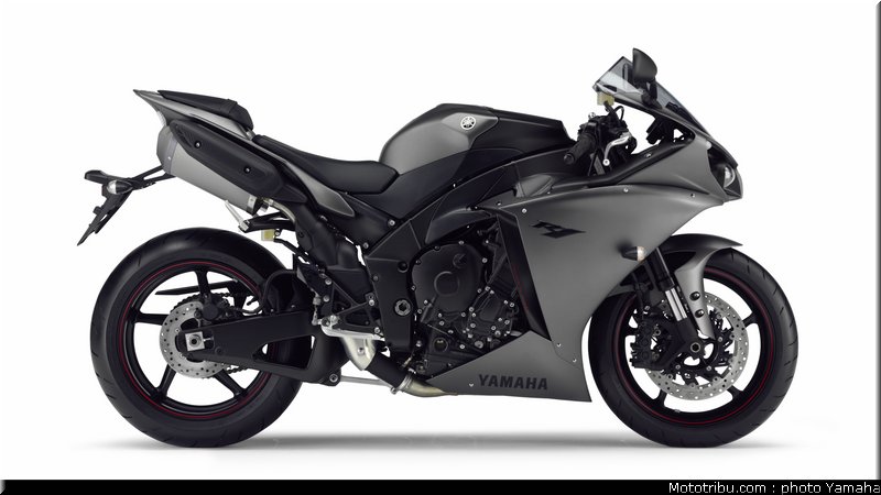 yamaha_r1_2012_031