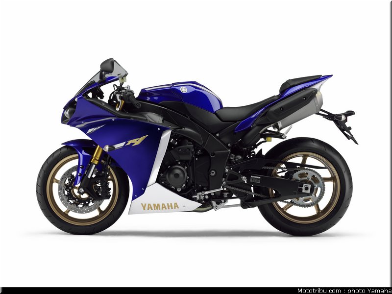 yamaha_r1_2012_037