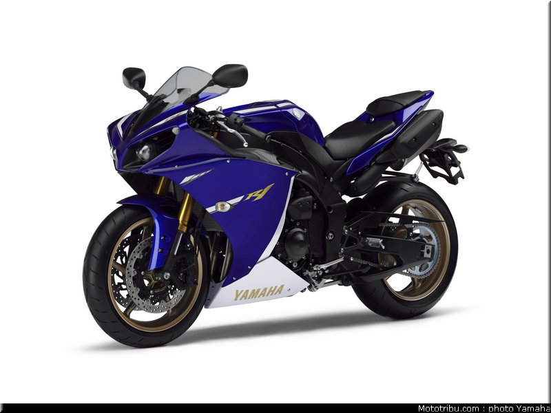 yamaha_r1_2012_038