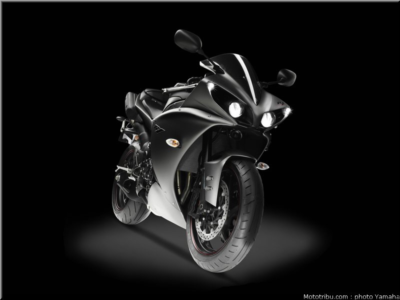 yamaha_r1_2012_045