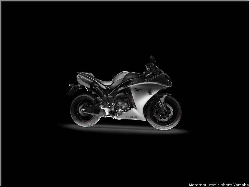 yamaha_r1_2012_049