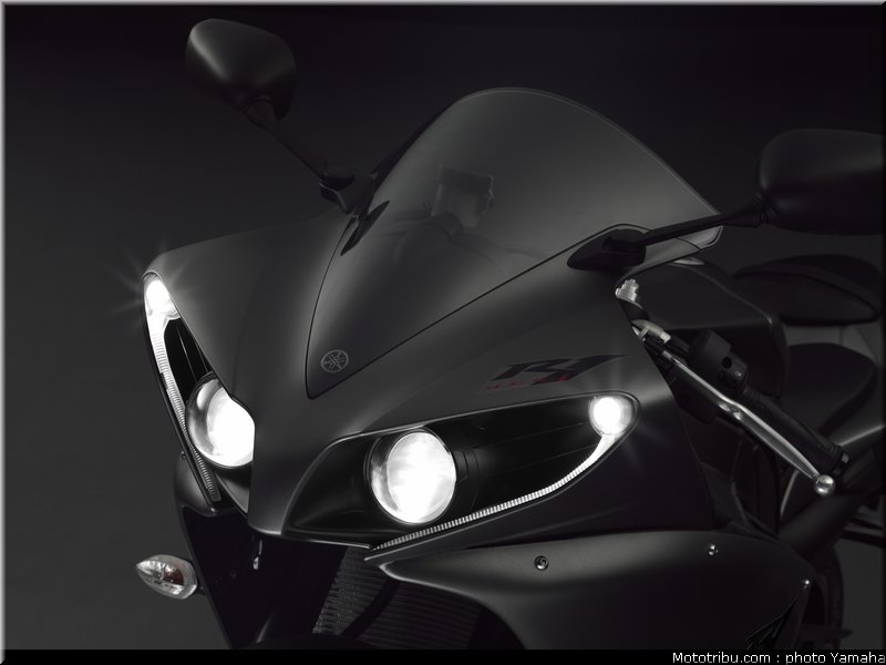 yamaha_r1_2012_060