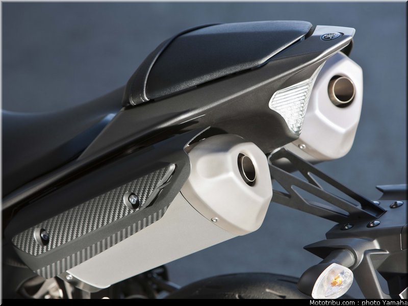 yamaha_r1_2012_067