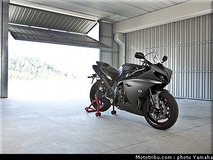 yamaha_r1_2012_025.jpg