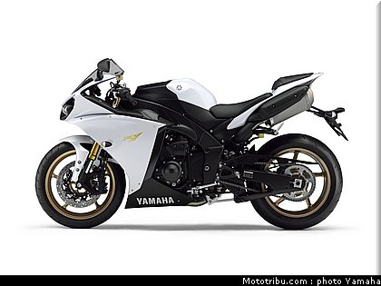 yamaha_r1_2012_029.jpg