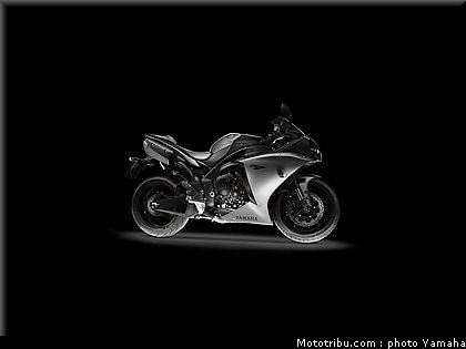 yamaha_r1_2012_049.jpg