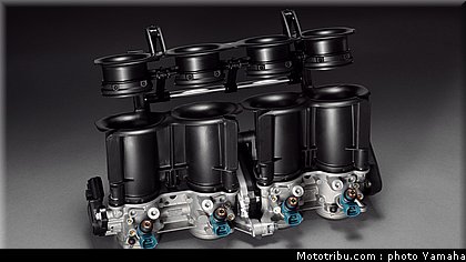 yamaha_r1_2012_080.jpg
