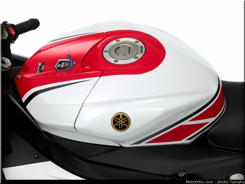 yamaha_r6_50eme_anniversaire_2012_001
