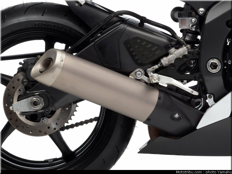 yamaha_r6_50eme_anniversaire_2012_015