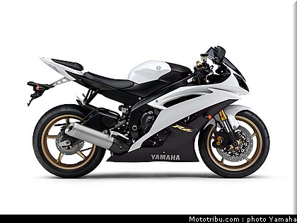 yamaha_r6_2012_002.jpg