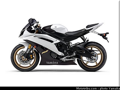 yamaha_r6_2012_003.jpg