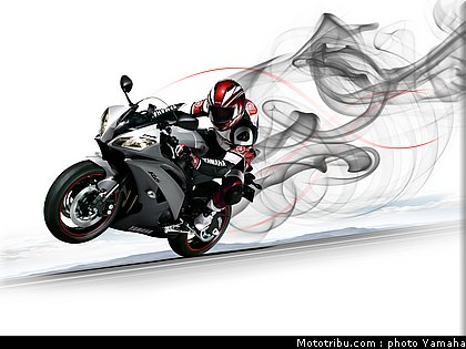 yamaha_r6_50eme_anniversaire_2012_009.jpg