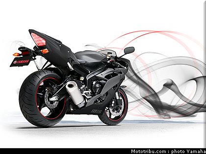 yamaha_r6_50eme_anniversaire_2012_011.jpg