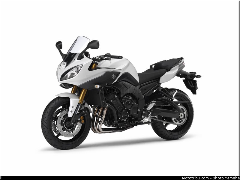 yamaha_2013_fazer_8_022